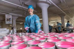 Baker Employee Packaging Putty